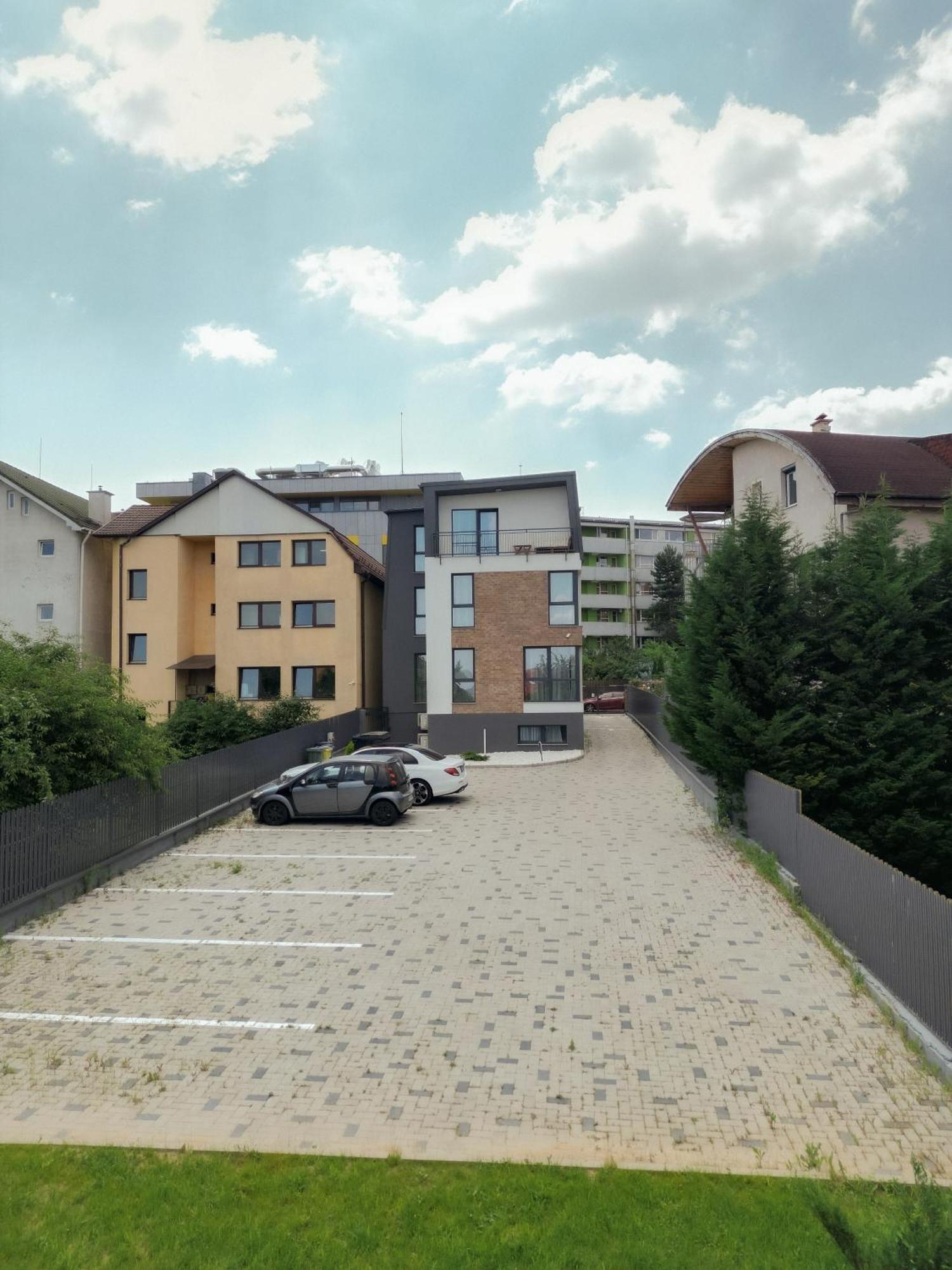 Zen Garden Apartments Клуж-Напока Екстериор снимка